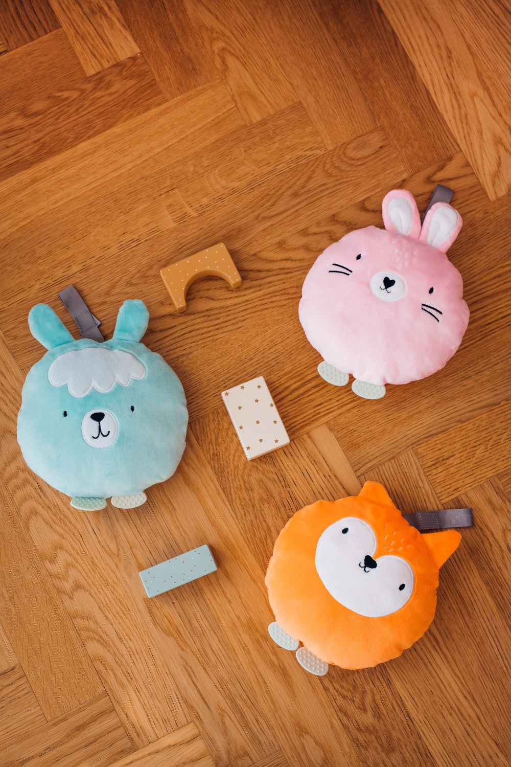 MoMi Lulu zenélő plüss játék - Fox MoMi 